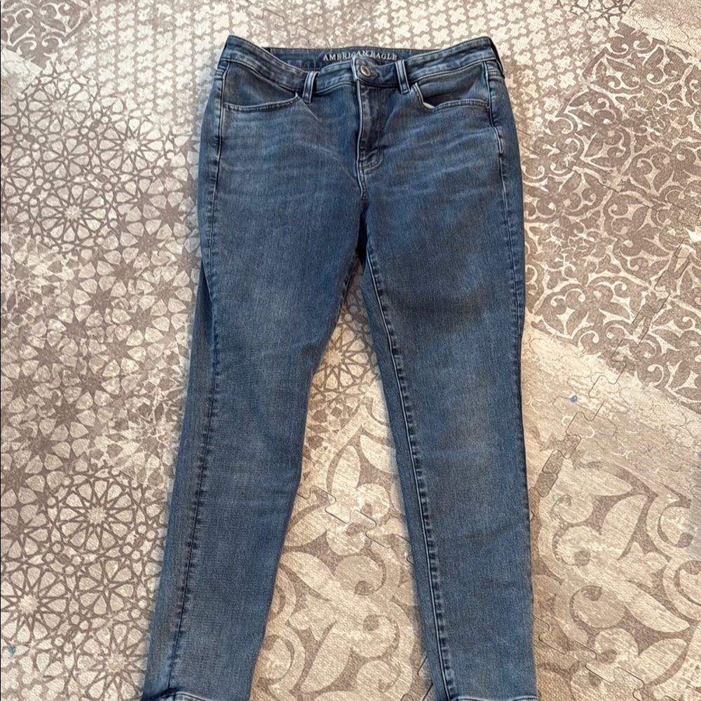 American Eagle Outfitters Hi-Rise Jegging
